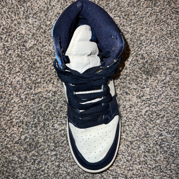 Jordan 1 Retro High OG UNC Obsidian - Youth 4.5 or Womens 6 - Picture 6 of 7